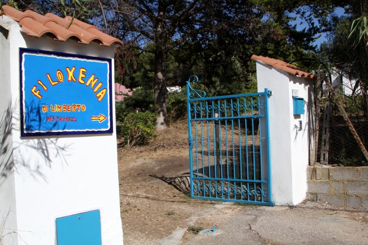 Filoxenia Di Umberto Pensionat Sassari Exteriör bild