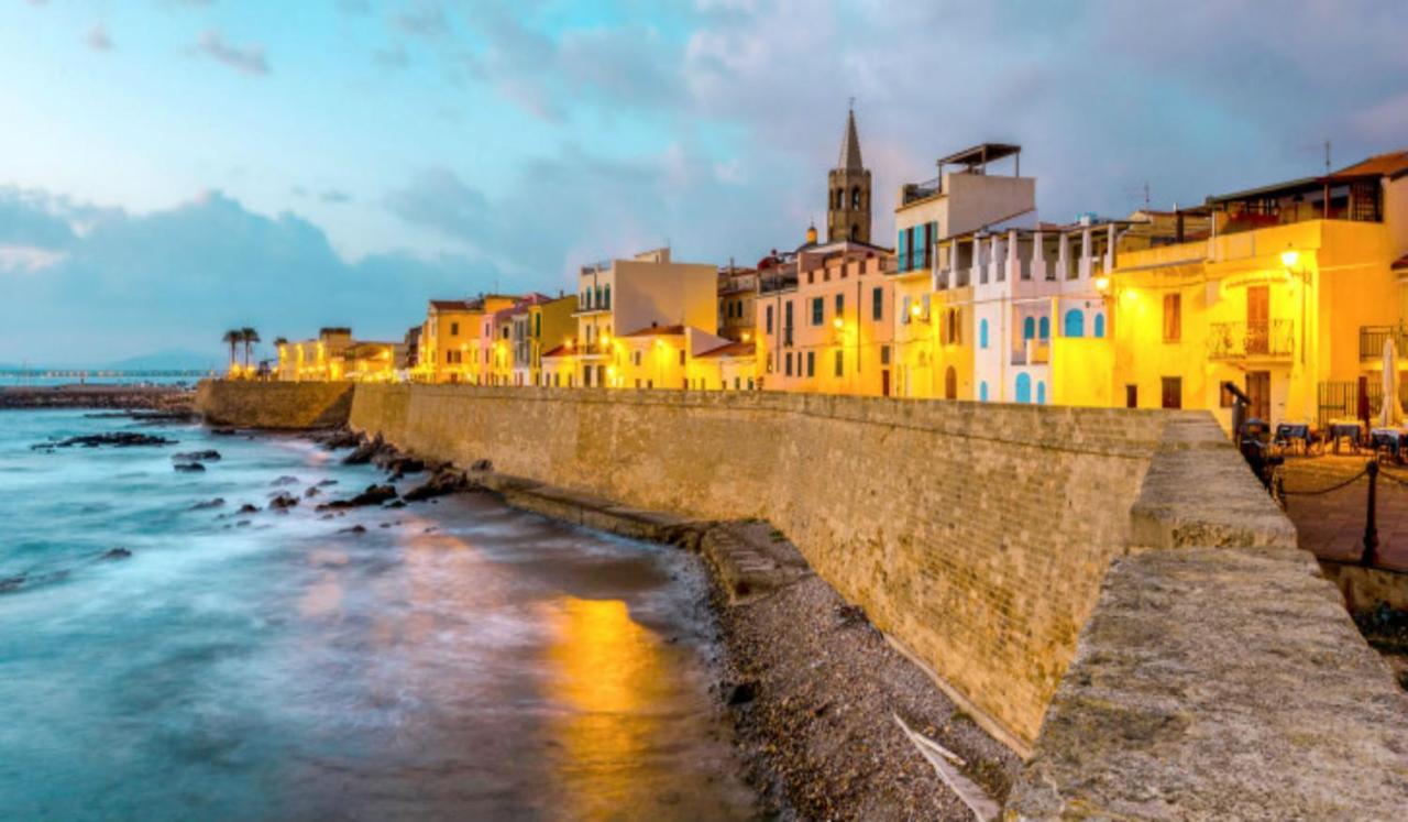 Filoxenia Di Umberto Pensionat Sassari Exteriör bild