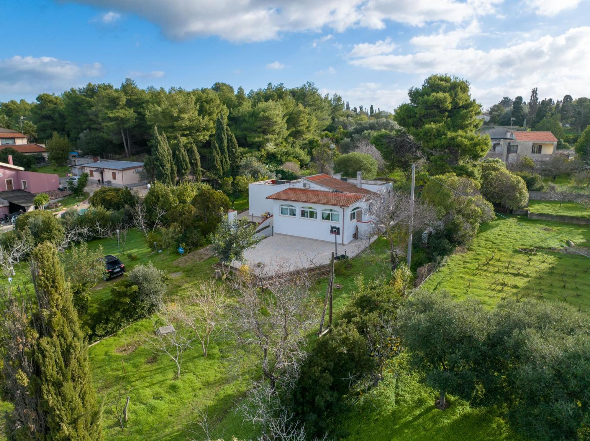 Filoxenia Di Umberto Pensionat Sassari Exteriör bild