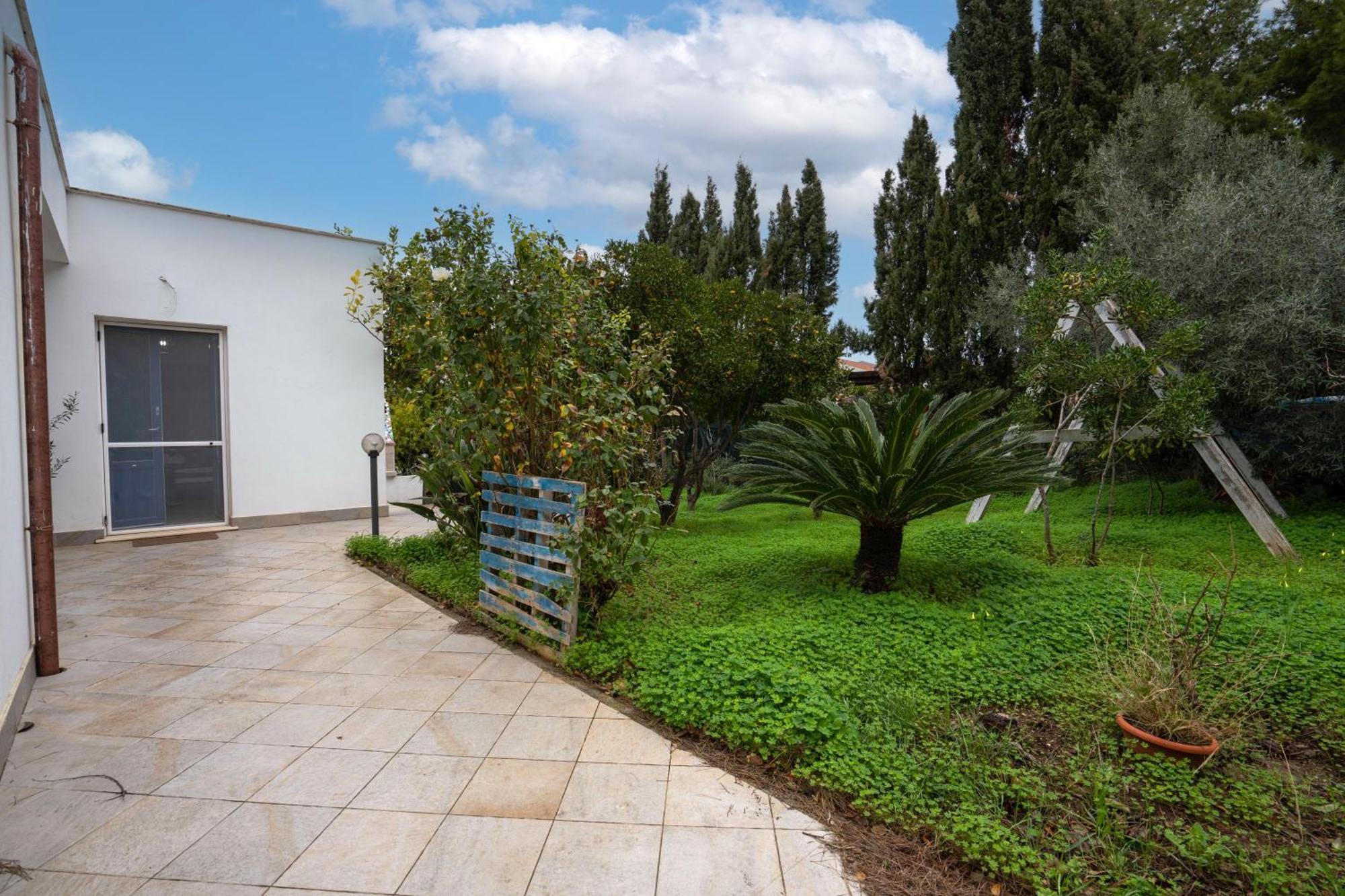 Filoxenia Di Umberto Pensionat Sassari Exteriör bild